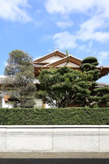 日本庭園を見ながら暮らす
伝統的日本建築の家