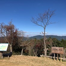 朝倉市の大平山からの眺望です。今年は、新型コロナウィルスの影響で、毎年恒例の初日出登山の行事が中止になってしまいました。毎回、多くの方々で賑わうのですが残念ですね。