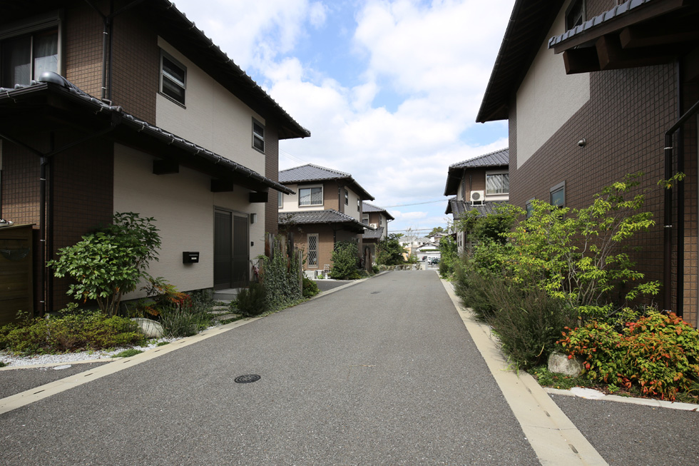 01－木のぬくもりに入居率が高い8棟のミニタウン－福岡県筑紫野市永岡_2591-980.jpg