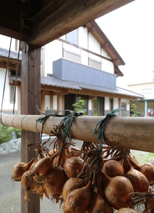 02－畑仕事の後すぐお風呂に入れる土間のある家　吹抜け－福岡県朝倉市日向石_0416-310.jpg