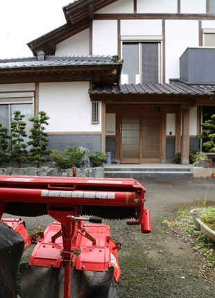 02－畑仕事の後すぐお風呂に入れる土間のある家　吹抜け－福岡県朝倉市日向石_0415-310.jpg