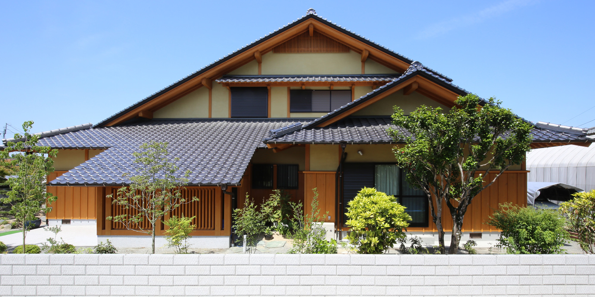 9049－福岡県小郡市山隈－木造注文住宅－穂実の家－外観－2000-1000.JPG